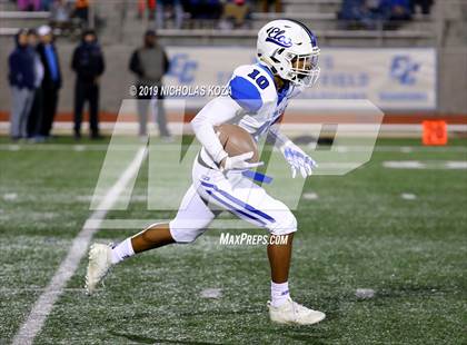 Thumbnail 2 in El Camino Real vs. Reseda (CIF LACS D1 Final) photogallery.