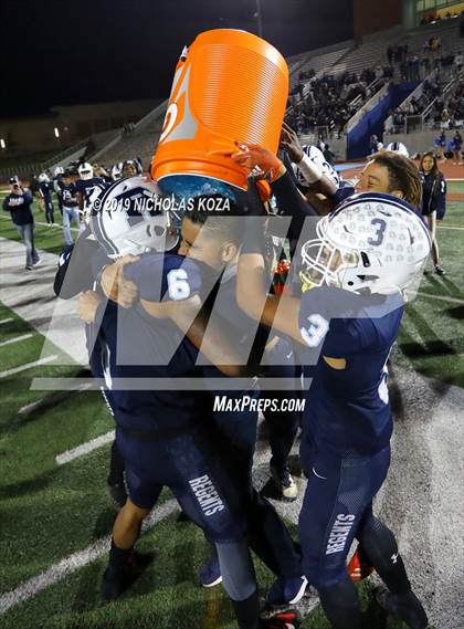 Thumbnail 3 in El Camino Real vs. Reseda (CIF LACS D1 Final) photogallery.