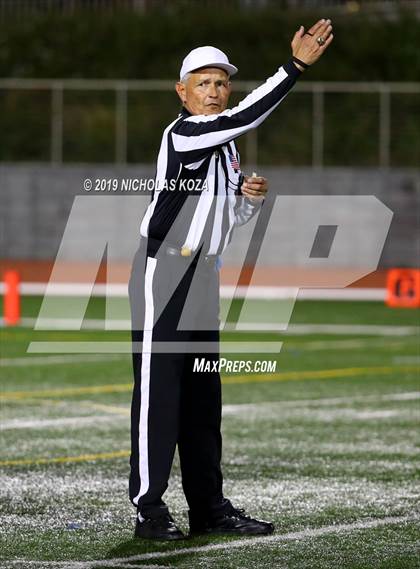 Thumbnail 3 in El Camino Real vs. Reseda (CIF LACS D1 Final) photogallery.