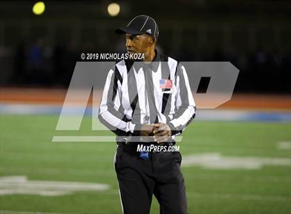 Thumbnail 2 in El Camino Real vs. Reseda (CIF LACS D1 Final) photogallery.