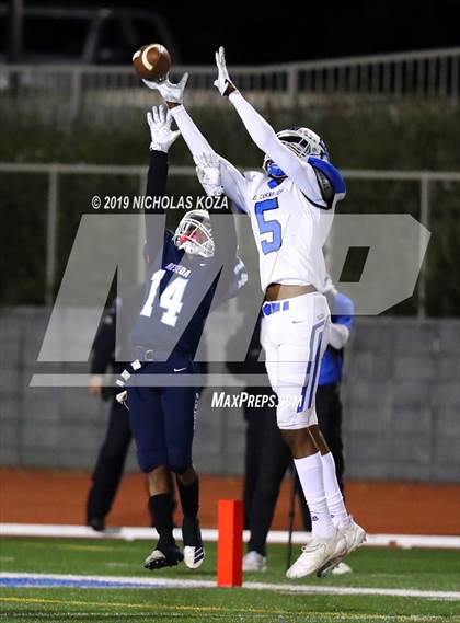 Thumbnail 2 in El Camino Real vs. Reseda (CIF LACS D1 Final) photogallery.