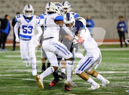 Thumbnail 1 in El Camino Real vs. Reseda (CIF LACS D1 Final) photogallery.