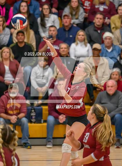Thumbnail 1 in Bristol Central vs. Joel Barlow (CIAC Class L Final) photogallery.