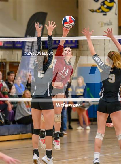 Thumbnail 2 in Bristol Central vs. Joel Barlow (CIAC Class L Final) photogallery.