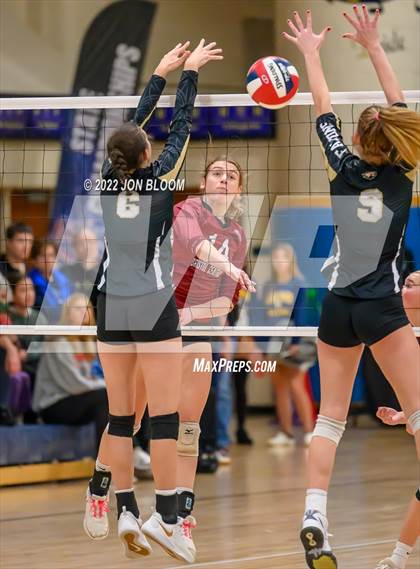 Thumbnail 1 in Bristol Central vs. Joel Barlow (CIAC Class L Final) photogallery.