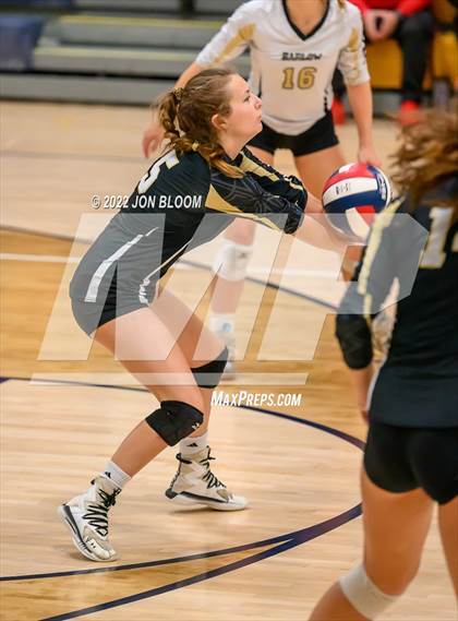 Thumbnail 3 in Bristol Central vs. Joel Barlow (CIAC Class L Final) photogallery.