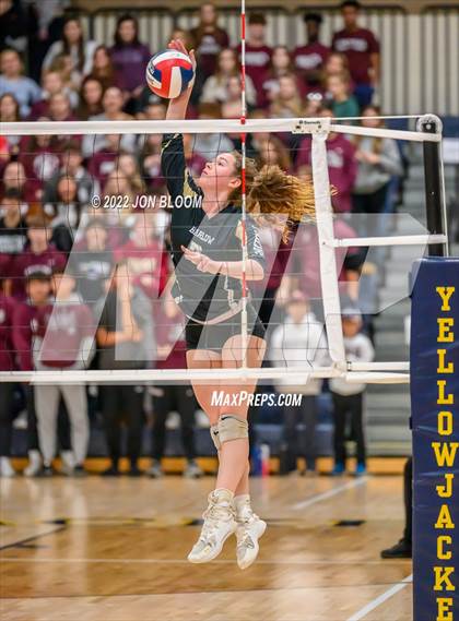 Thumbnail 1 in Bristol Central vs. Joel Barlow (CIAC Class L Final) photogallery.
