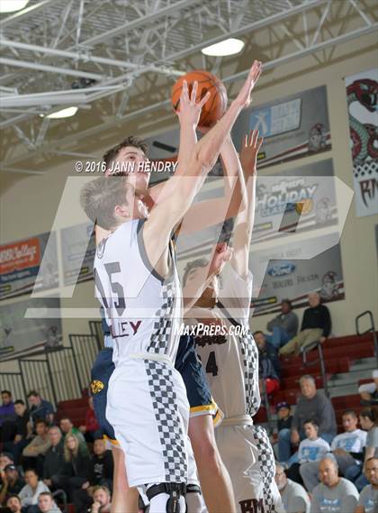 Thumbnail 1 in Rancho Mirage vs Westbury Christian (Rancho Mirage Holiday Invitational) photogallery.