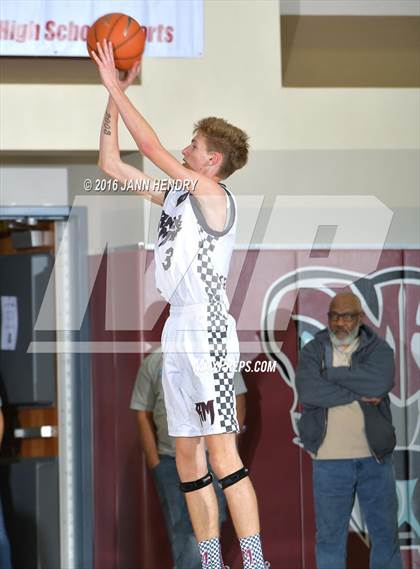 Thumbnail 2 in Rancho Mirage vs Westbury Christian (Rancho Mirage Holiday Invitational) photogallery.