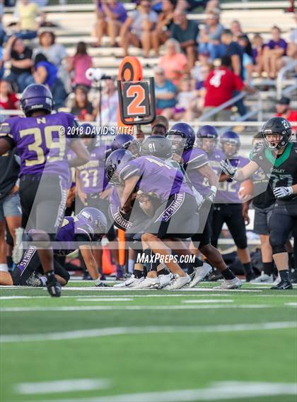 Thumbnail 3 in North Kansas City vs Staley - Jamboree photogallery.