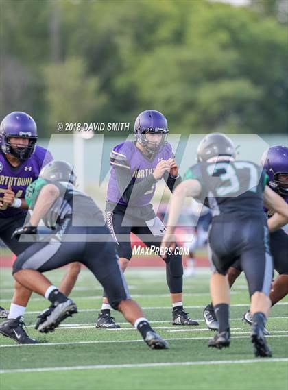 Thumbnail 2 in North Kansas City vs Staley - Jamboree photogallery.