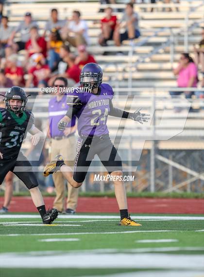 Thumbnail 3 in North Kansas City vs Staley - Jamboree photogallery.
