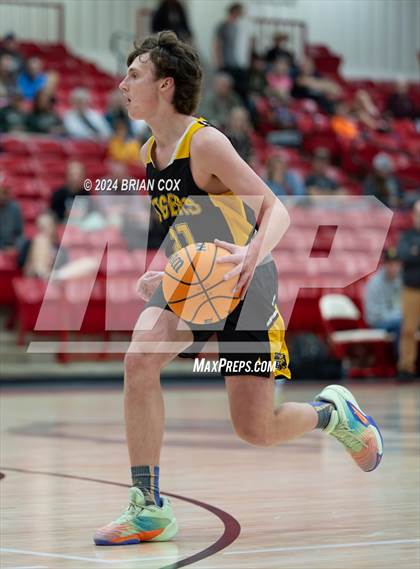 Thumbnail 2 in Timbo vs Yellville-Summit (Arvest Tournament) photogallery.