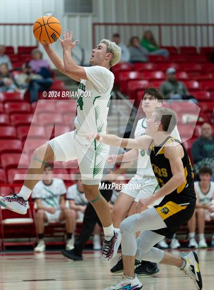 Thumbnail 1 in Timbo vs Yellville-Summit (Arvest Tournament) photogallery.