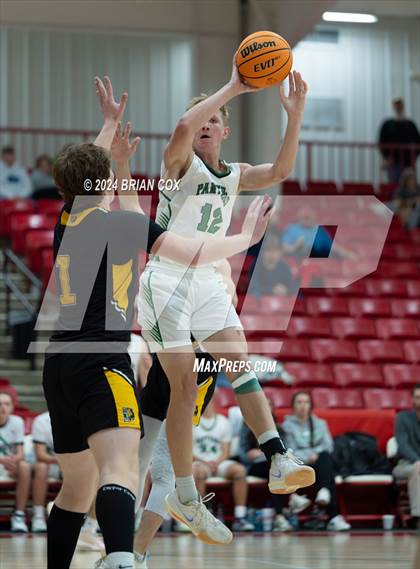 Thumbnail 2 in Timbo vs Yellville-Summit (Arvest Tournament) photogallery.