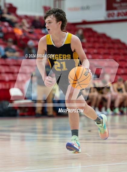 Thumbnail 1 in Timbo vs Yellville-Summit (Arvest Tournament) photogallery.