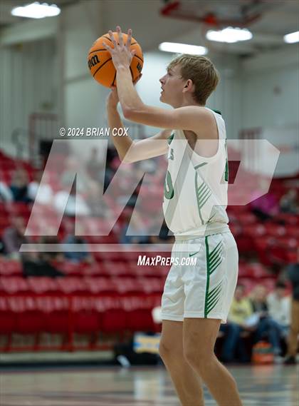 Thumbnail 2 in Timbo vs Yellville-Summit (Arvest Tournament) photogallery.