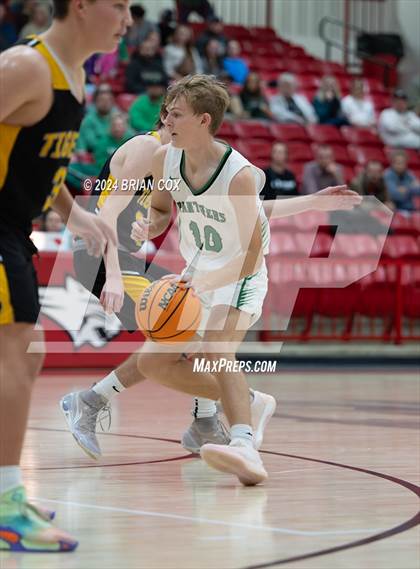 Thumbnail 2 in Timbo vs Yellville-Summit (Arvest Tournament) photogallery.
