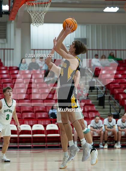 Thumbnail 3 in Timbo vs Yellville-Summit (Arvest Tournament) photogallery.