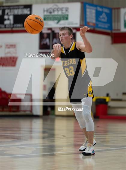 Thumbnail 3 in Timbo vs Yellville-Summit (Arvest Tournament) photogallery.
