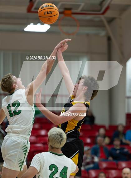Thumbnail 2 in Timbo vs Yellville-Summit (Arvest Tournament) photogallery.