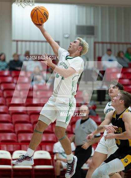 Thumbnail 3 in Timbo vs Yellville-Summit (Arvest Tournament) photogallery.