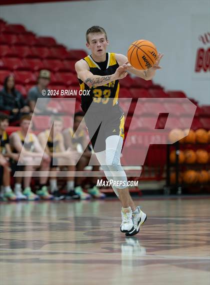 Thumbnail 1 in Timbo vs Yellville-Summit (Arvest Tournament) photogallery.