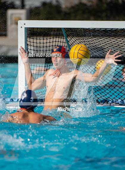 Thumbnail 3 in Valhalla vs. Poway photogallery.