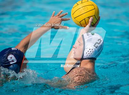 Thumbnail 2 in Valhalla vs. Poway photogallery.