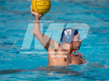 Thumbnail 2 in Valhalla vs. Poway photogallery.
