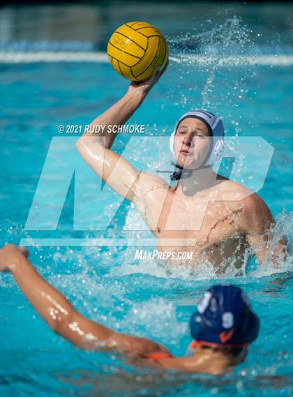 Thumbnail 2 in Valhalla vs. Poway photogallery.