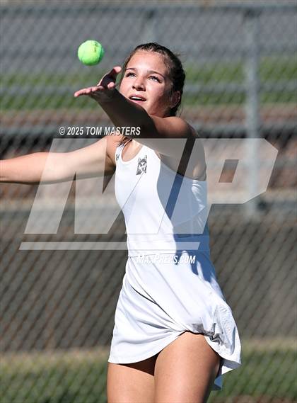 Thumbnail 2 in Hough @ Myers Park photogallery.