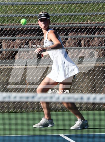 Thumbnail 2 in Hough @ Myers Park photogallery.