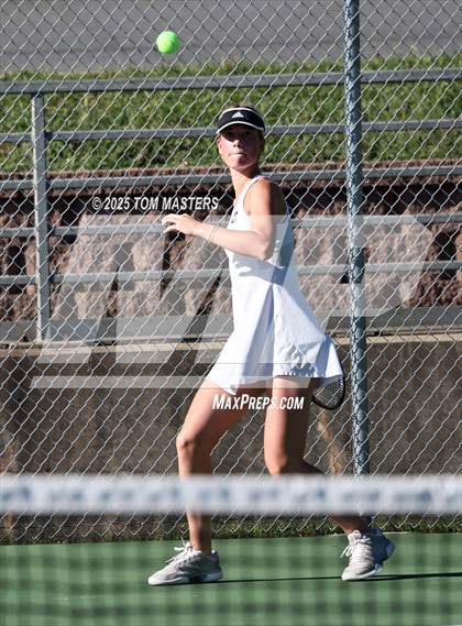 Thumbnail 1 in Hough @ Myers Park photogallery.
