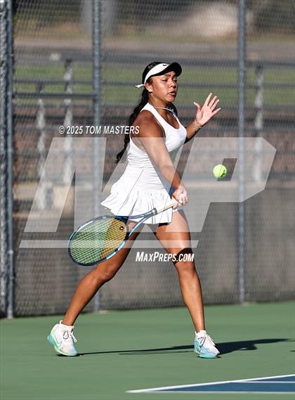 Thumbnail 3 in Hough @ Myers Park photogallery.