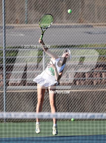 Thumbnail 2 in Hough @ Myers Park photogallery.