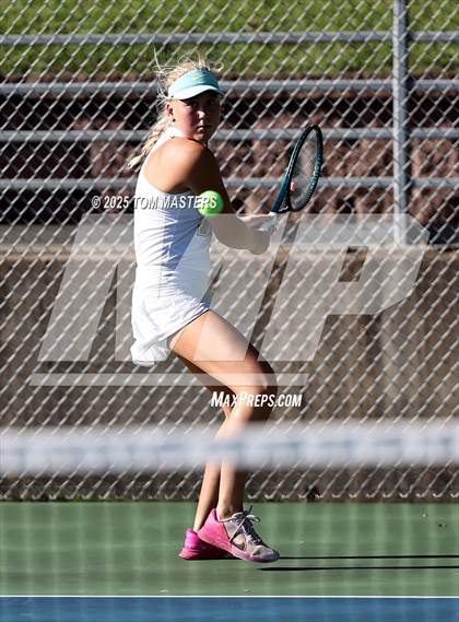 Thumbnail 3 in Hough @ Myers Park photogallery.