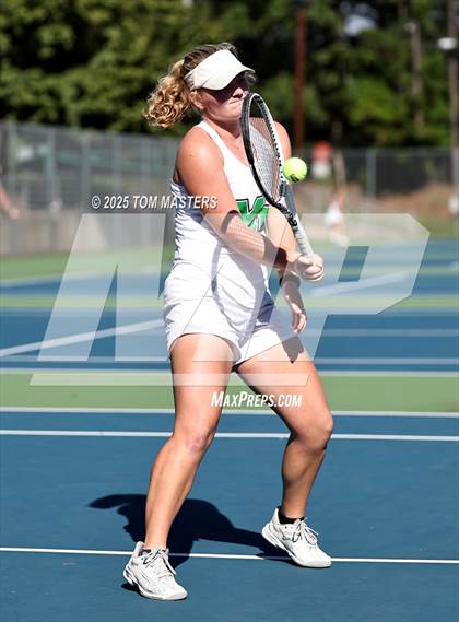 Thumbnail 3 in Hough @ Myers Park photogallery.