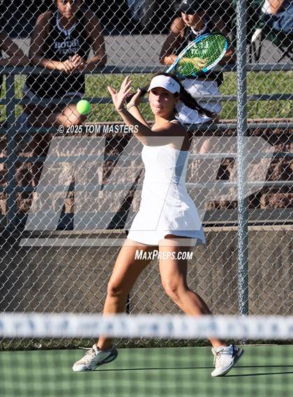 Thumbnail 2 in Hough @ Myers Park photogallery.