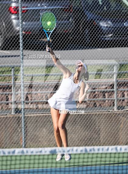 Thumbnail 1 in Hough @ Myers Park photogallery.