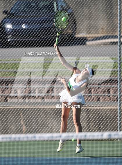 Thumbnail 3 in Hough @ Myers Park photogallery.
