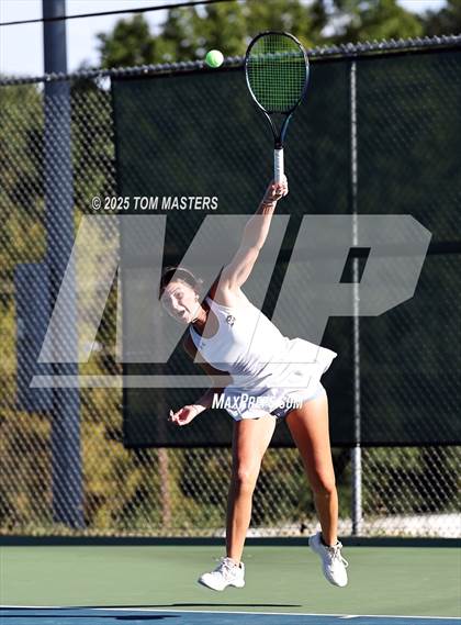 Thumbnail 2 in Hough @ Myers Park photogallery.
