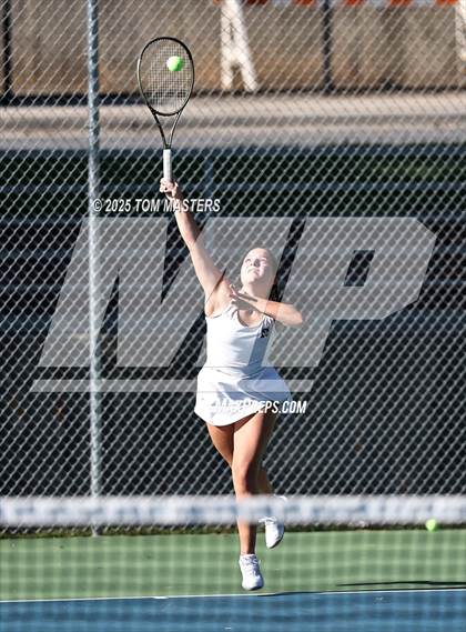 Thumbnail 2 in Hough @ Myers Park photogallery.