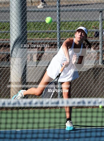 Thumbnail 3 in Hough @ Myers Park photogallery.