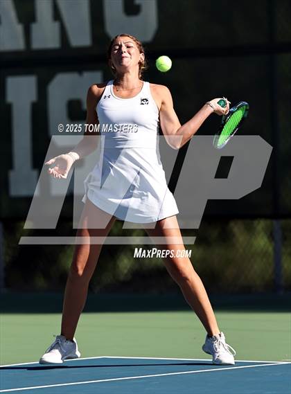 Thumbnail 2 in Hough @ Myers Park photogallery.