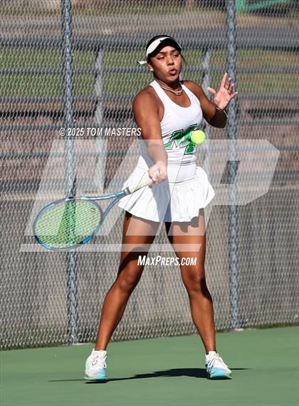 Thumbnail 3 in Hough @ Myers Park photogallery.