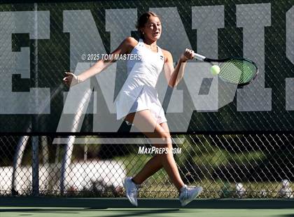 Thumbnail 3 in Hough @ Myers Park photogallery.