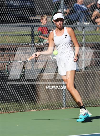 Thumbnail 3 in Hough @ Myers Park photogallery.