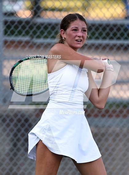 Thumbnail 3 in Hough @ Myers Park photogallery.