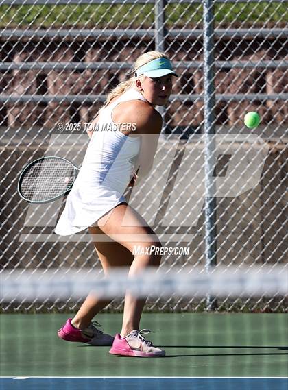 Thumbnail 2 in Hough @ Myers Park photogallery.